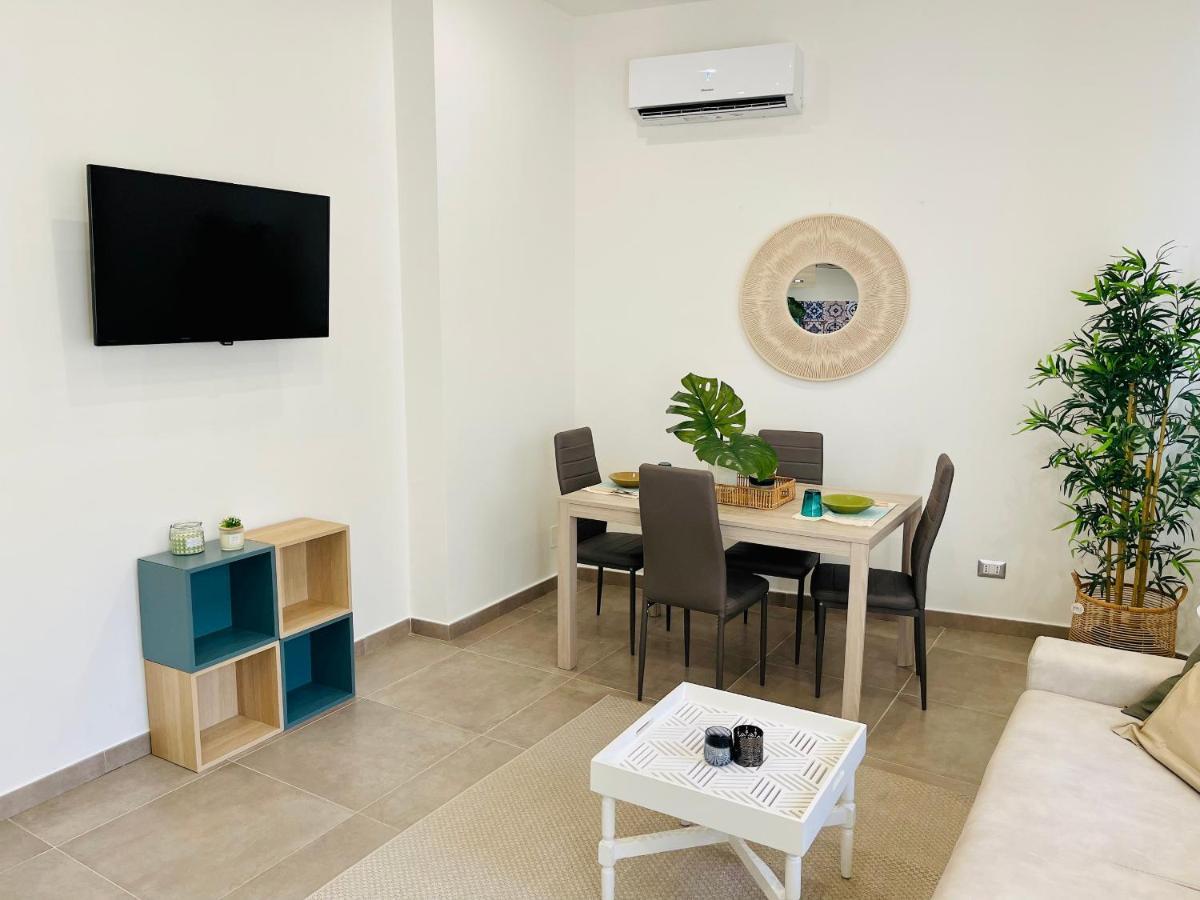 Apartament On The Sea And With Swimming Pool Taormina Exterior photo